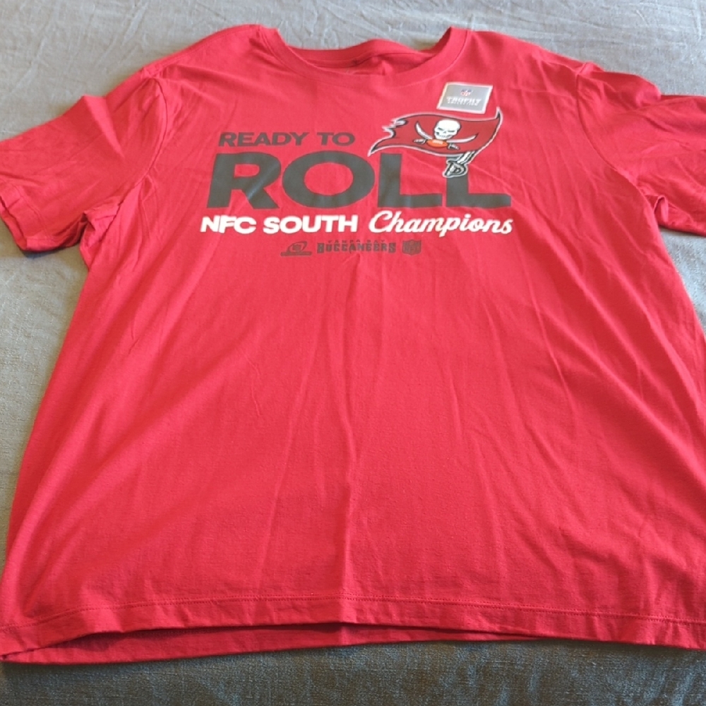 Red Graphic Men's Shirt
